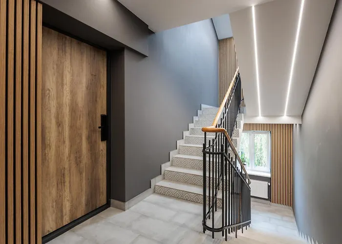 Monika Apartments By Upstairs